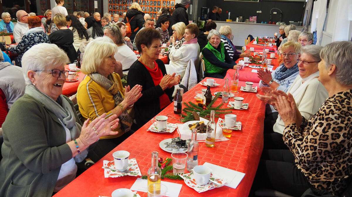 In der Schützenhalle herrschte Frohsinn und Geselligkeit